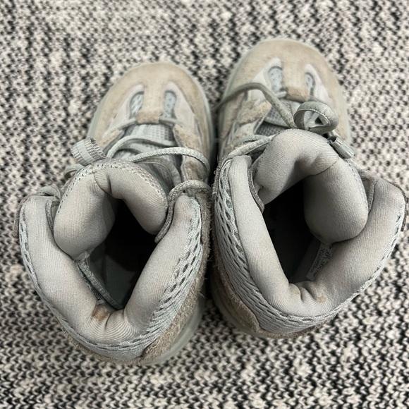 Yeezy size 7C boots - Picture 4 of 4